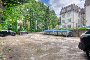 Residents' Parking Rear- click for photo gallery